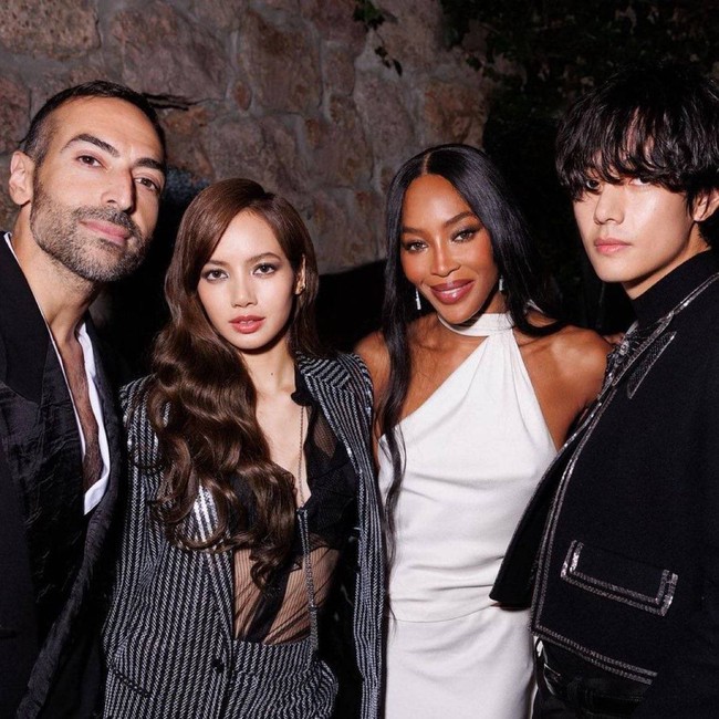 Acara ulang tahun Naomi Campbell x BOSS digelar dengan tema lelang untuk mengumpulkan dana dan membantu EMERGE USA dan Cancer Research UK. Dalam foto ini terlihat kehadiran produser Saudi, Mohammed Al Turki. Foto: Instagram