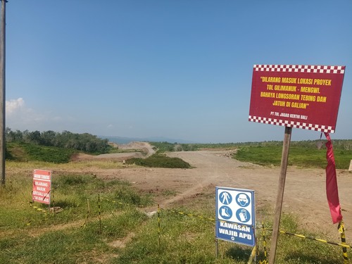 Lokasi groundbreaking Jalan Tol Gilimanuk-Mengwi di Banjar Sumbermis, Desa Pekutatan, Kecamatan Pekutatan, Kabupaten Jembrana, Bali, Rabu (24/5/2023). (I Putu Adi Budiastrawan/detikBali).