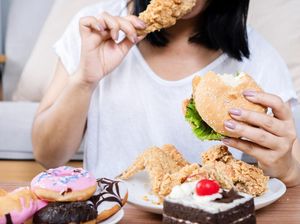 Makanan Cepat Saji Disebut Bikin Tidur Tak Nyenyak, Ini Kata Ahli Diet