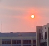 Matahari merah