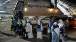 Potret Keberangkatan Jemaah Calon Haji Kloter Pertama di Berbagai Daerah