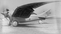 Pelopor penerbangan Leonard Bonney percaya bahwa sayap burung camar adalah yang paling efisien secara aerodinamis di antara burung, dan mulai merancang pesawat terbang yang akan membuktikannya. Hasilnya adalah Bonney Gull yang menyerupai burung , selesai pada tahun 1928 setelah lima tahun pengembangan. Pilot penguji ragu untuk menerbangkan pesawat yang tampak aneh itu, jadi Bonney menerbangkannya sendiri. Pada penerbangan uji pertamanya, pesawat itu menyelam di ketinggian 50 kaki dan jatuh - membunuh penciptanya. Foto: Ranker