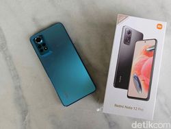 Menggenggam Redmi Note 12 Pro, HP Xiaomi Rp 3 Jutaan