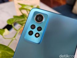Menggenggam Redmi Note 12 Pro, HP Xiaomi Rp 3 Jutaan