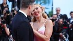 Scarlett Johansson Pamer Tato di Cannes Film Festival 2023