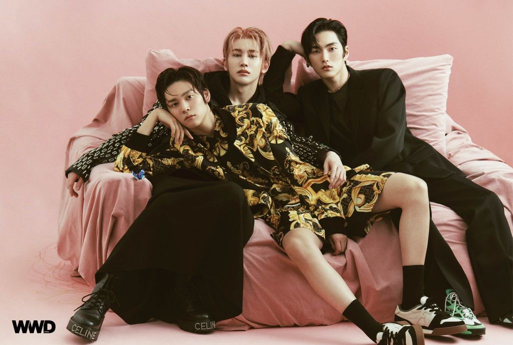 SM Rookies 2022: Eunseok, Shohei, dan Seunghan.