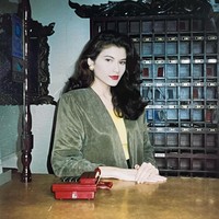 Nama Tamara Bleszynski sendiri cukup dikenal di dunia hiburan tanah air. Walaupun belakangan ini dirinya sudah jarang tampil di layar kaca, namun sebelumnya Tamara sudah banyak membintangi berbagai judul film dan sinetron. Tak hanya itu saja, dirinya juga sempat berkarier sebagai model. Foto: Instagram/@tamarableszynskiofficial