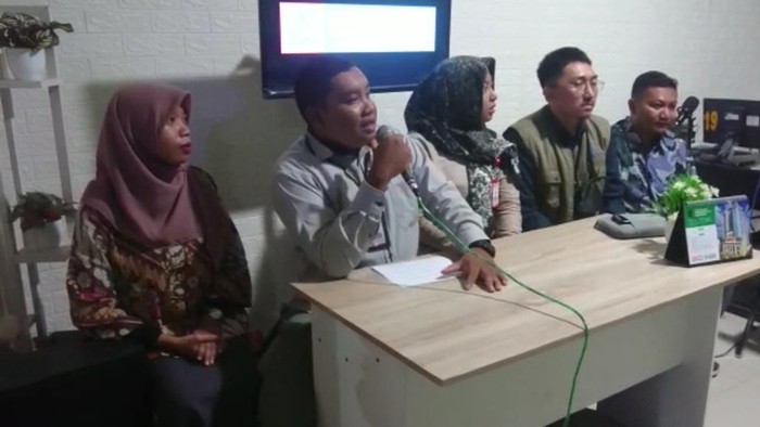 UMLA berencana hendak membeli bangkai pesawat yang ditemukan nelayan Desa Weru