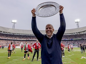 Liverpool Berjudi dengan Slot