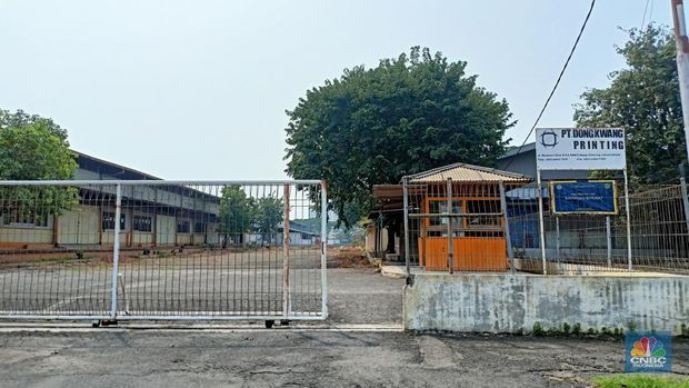 Banyak Pabrik di Jakarta yang Pindah, Ribuan Pegawai Terkena PHK. (CNBC Indonesia/Ferry Sandi)