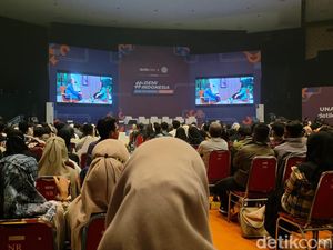 Ribuan Mahasiswa Antusias Ikut #DemiIndonesia Goes To Campus Unair