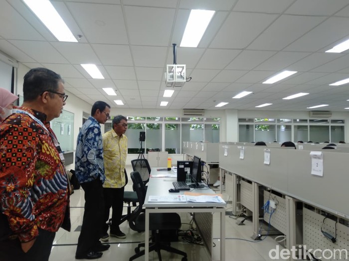 Dirjen Diktiristek Prof Nizam tinjau UTBK 2023 Gelombang 2 di UI