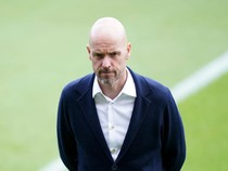 Erik ten Hag Diceramahi Netizen
