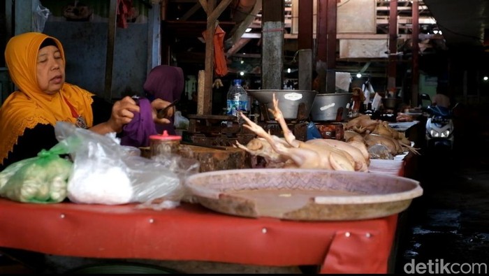 Harga ayam di Probolinggo mengalami kenaikan menjelang Idul Adha