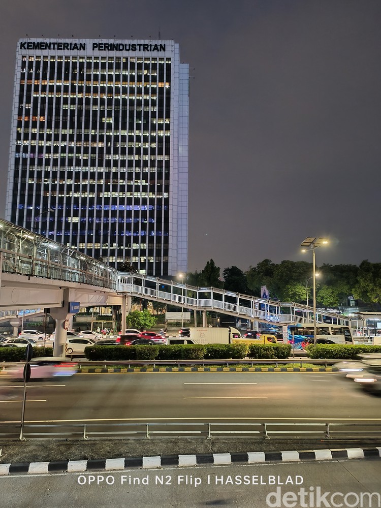 Hasil foto Oppo Find N2 Flip