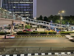 Hiruk Pikuk Jakarta dalam Bidikan Kamera Oppo Find N2 Flip