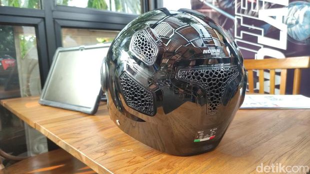 Helm Nolan N30-4 Series meluncur di Indonesia.