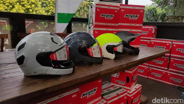 Helm Nolan N30-4 Series meluncur di Indonesia.