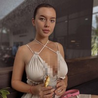 Ilona Chernobai merupakan model dan influencer fitness dengan satu juta followers di Instagram. Dia sering membagikan aktivitas olahraga maupun liburan. Foto: Instagram/@ilonachernobai