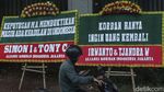 Korban Indosurya Kirim Karangan Bunga ke Kejagung