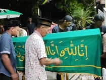Tata Cara Memandikan Jenazah: Adab dan Urutannya