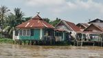 Cobain Deh, Berperahu Menyusuri Sungai Musi Saat di Palembang
