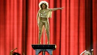 Tina Turner tampil di O2 Arena di London 3 Maret 2009. REUTERS/Stefan Wermuth  