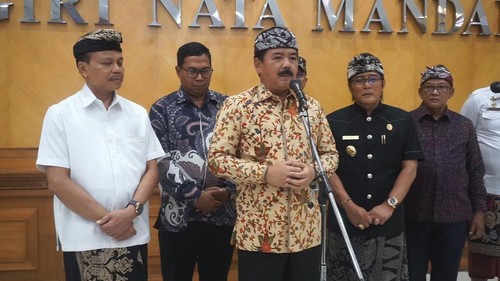 Menteri ATR/BPN Hadi Tjahjanto merilis Kabupaten Badung sebagai kabupaten lengkap pertama di Indonesia, Kamis (25/5/2023) di Puspem Badung. (Agus Eka/detikBali)