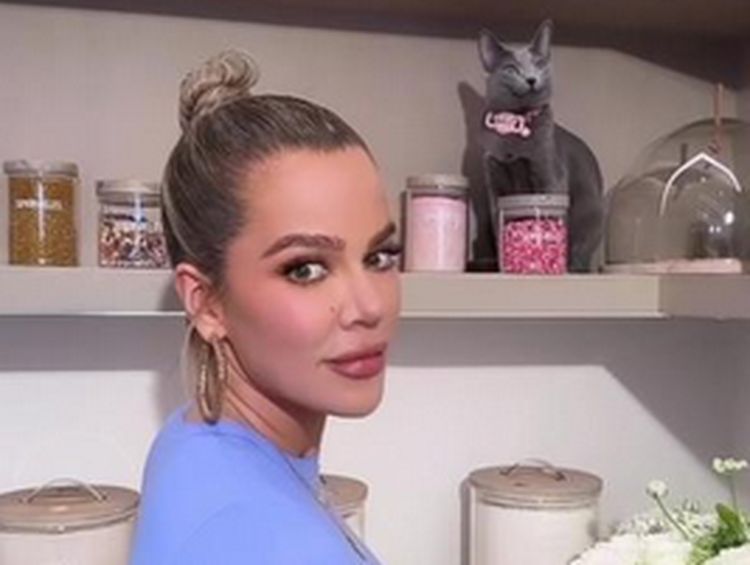 Khloe Kardashian Pamer Pantry Keren, Mewah dan Ditata Rapi