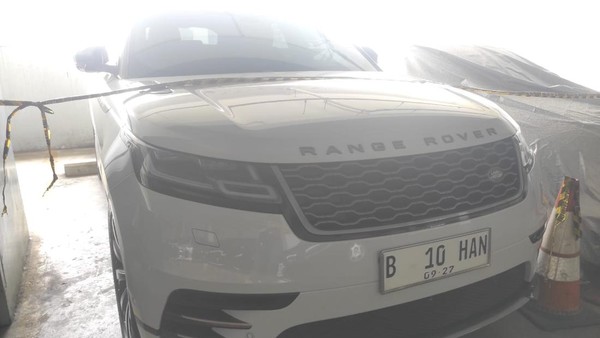 Intip Lebih Dekat Land Rover Johnny Plate yang Disita Kejagung