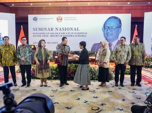 Ketua MPR Dukung Pemberian Gelar Pahlawan ke Mochtar Kusumaatmadja