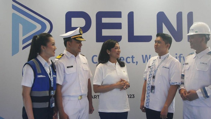 BUMN Pelayaran Nasional Indonesia (PELNI) meluncurkan logo baru dan tagline We Connect, We Unify. Logo baru diresmikan oleh Menteri BUMN Erick Thohir.