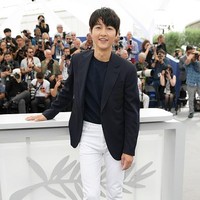 Film Hopeless menampilkan Song Joong Ki sebagai seorang mafia yang bergabung dalam organisasi kriminal. Foto: Getty Images