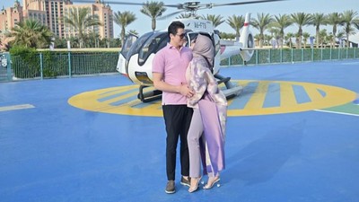 8 Foto Liburan Syahrini di Dubai, Under Water Dinner Hingga Naik Helikopter