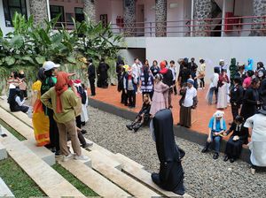 Unik! Mahasiswa DKV ITB Jalani UAS dengan Cosplay