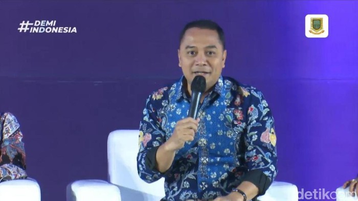 Wali Kota Surabaya Eri Cahyadi