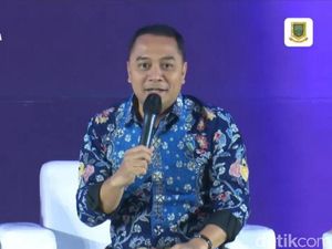 Walkot Surabaya di #DemiIndonesia: Pemuda Punya Kekuatan Besar Ubah Bangsa