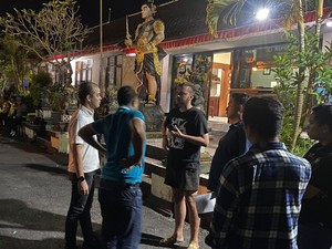 Lagi-lagi Bule Rusia! Ia Mabuk dan Tidur di Jalanan Ubud, Digelandang Imigrasi
