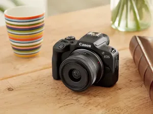 Canon EOS R100 Dirilis, Mirrorless Baru Tapi Jadul