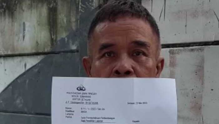 Driver taksi online asal Jakut kehilangan mobilnya. Kasus bermula saat korban menerima order mengantar penumpang tanpa melalui aplikasi alias offline. (dok Polri)