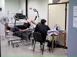 Pekerjaan Impian Kaum Rebahan, Bayarannya Ratusan Juta