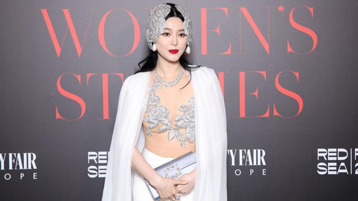 CAP DANTIBES, FRANCE - MAY 18: Fan Bingbing attends the Red Sea International Film Festivals Womens Stories Gala in partnership with Vanity Fair Europe on May 18, 2023 in Cap dAntibes, France. (Photo by Daniele Venturelli/Getty Images for Red Sea IFF)