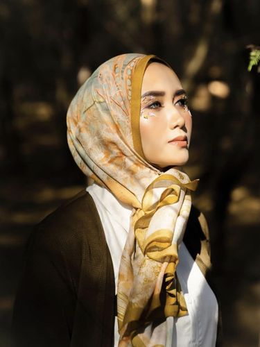 Foto Lia Karina pemenang Sunsilk Hijab Hunt 2017, sudah berkeluarga dan kini masih eksis di media sosial.