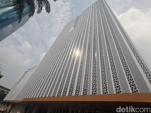 Erick Resmikan Menara Danareksa di Seberang Monas, Nilainya Rp 824 Miliar!
