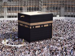 30 Ucapan untuk Orang Umroh, Bisa untuk Teman atau Keluarga