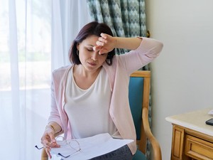 Kenali Gejala Umum Menopause, dari yang Fisik Sampai Psikologis