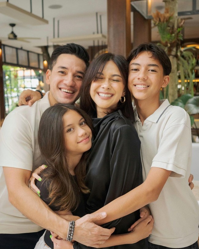 Saat ini Jason bersama keluarganya diketahui tinggal di Bali. Sayangnya meski sudah cukup umur tampaknya Jason belum memiliki akun Instagram pribadi. Foto: Instagram