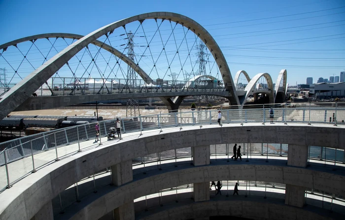 Jembatan 6th Street Viaduct