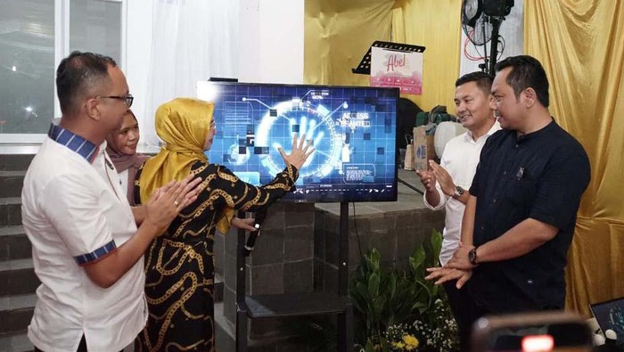 Kadin Jaktim Launching Program Pendamping UMKM Kadin Jakarta Timur meluncurkan program Akademi UMKM Kadin Jaktim. Hal ini sebagau upaya meningkatkan usaha UMKM.