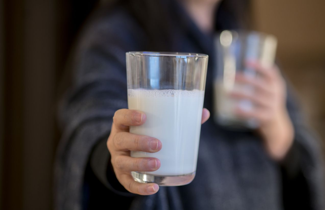 Kebiasaan makan dan minum yang dapat memicu perut buncit